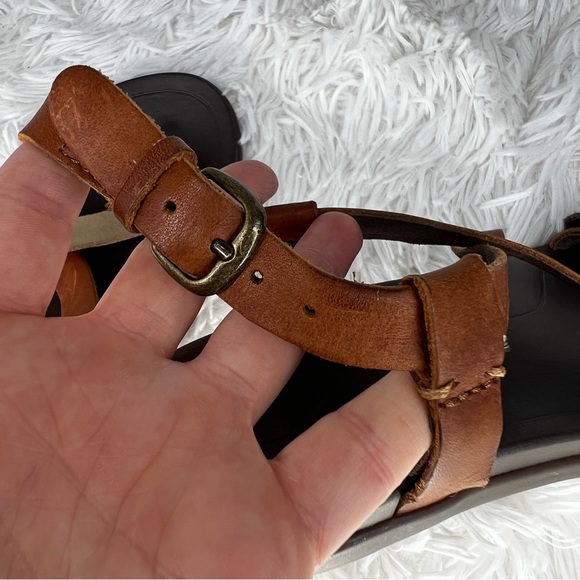 OluKai Brown and Gold Sandals - Picture 10 of 14